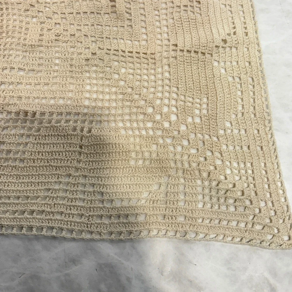 Vintage Handmade Crochet Lace Square Tablecloth Floral Cream 35'' Farmhouse Boho